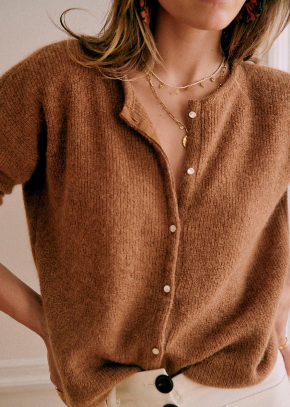 AURAZELYNN – HERITAGE COZY KNIT CARDIGAN