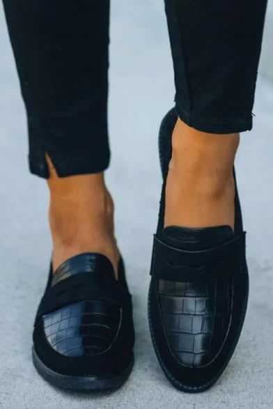 SALEM – WOMEN’S CLASSIC CHIC LOAFERS