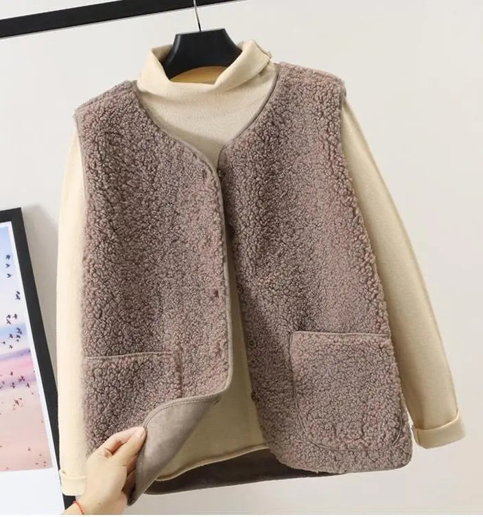 Sarah | Women’s Relaxed Fit Sleeveless Outerwear Vest