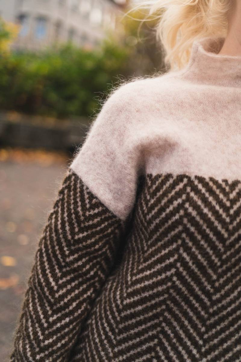 Luxury Soft Cashmere Turtleneck Sweater