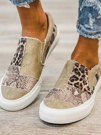 REGINA - FASHIONABLE COMFORT LOAFERS WITH SUPPORTIVE RELIEF