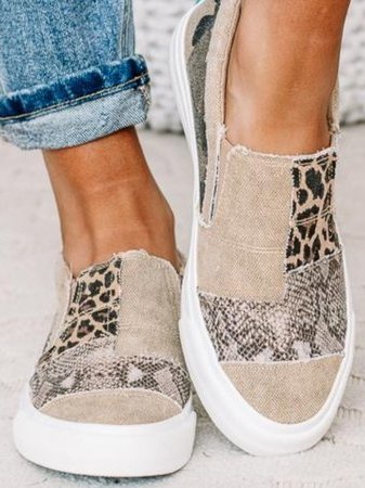 REGINA - FASHIONABLE COMFORT LOAFERS WITH SUPPORTIVE RELIEF