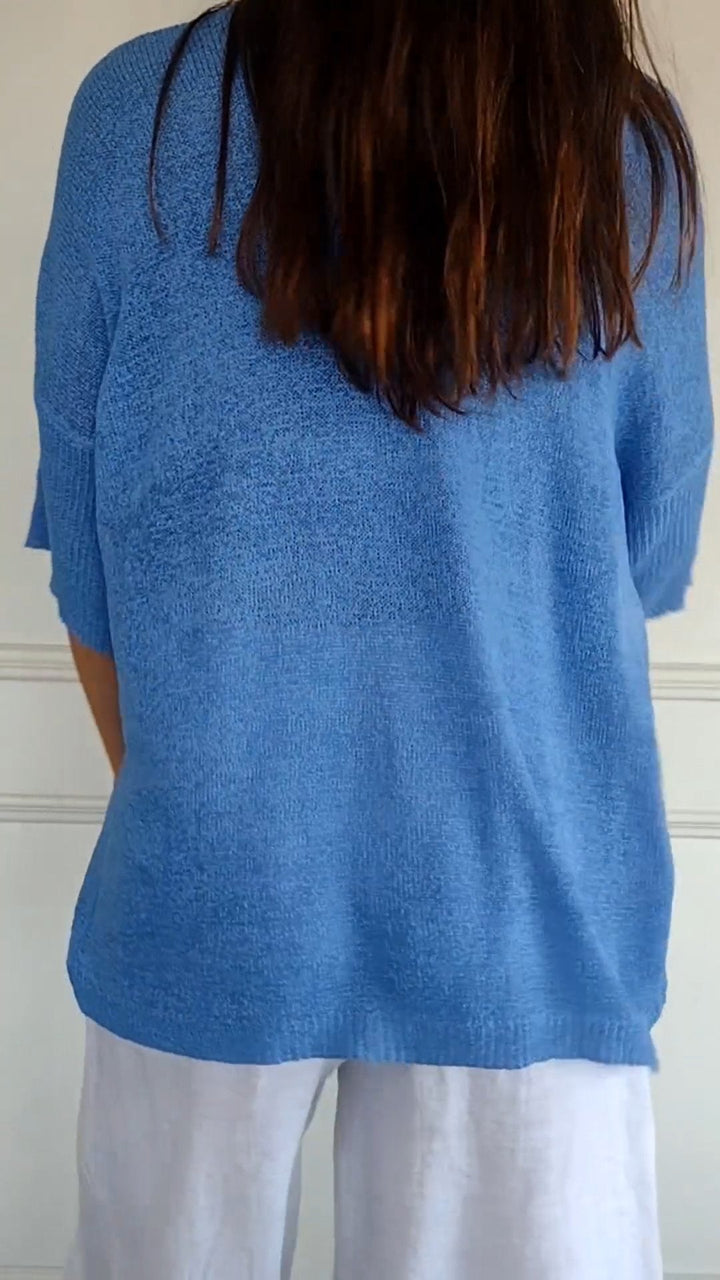 LILITH – V-NECK KNIT TOP