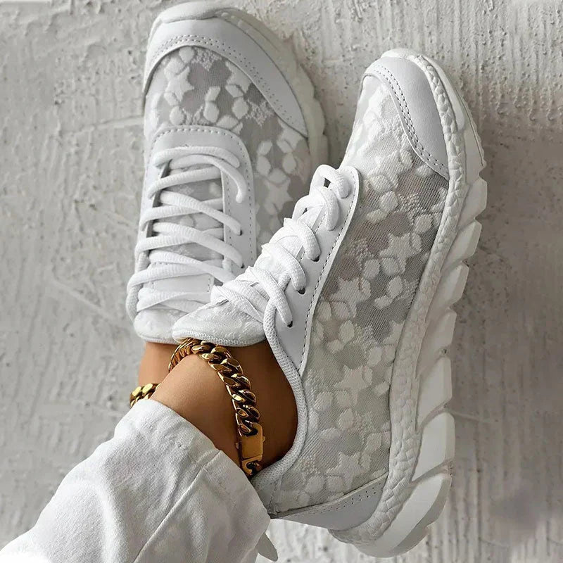 ARYA - ALL-DAY BREATHABLE RUNNING SHOES
